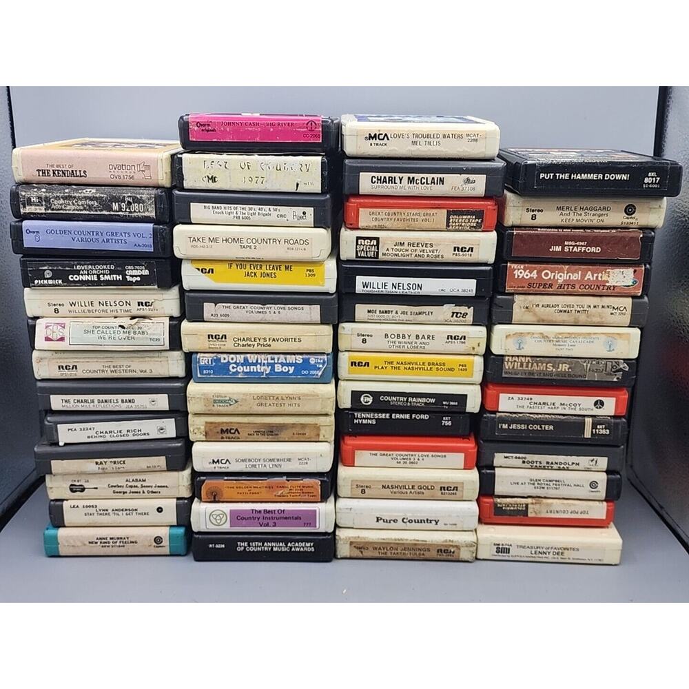 Lot of 52 Country 8 Track Tapes Johnny Cash Loretta Lynn Hank Williams Jr Willie